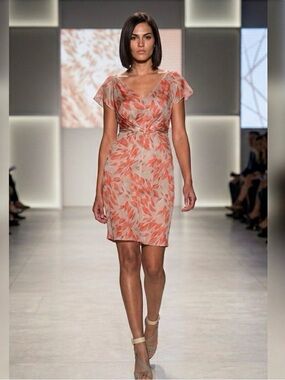 Luca Luca 100% silk Dress,  Spring 2011 Ready-to-Wear collection